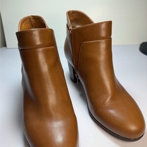 Giani Bernini Tan Leather Ankle Booties